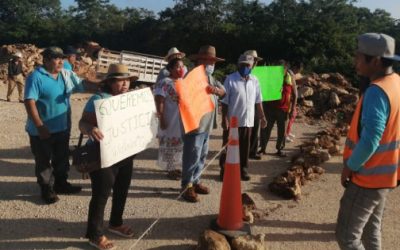 Campesinos bloquean acceso a ejido.