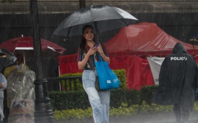 Lluvia causa estrés y ansiedad a empleados, y “ahoga” hasta 30% la productividad