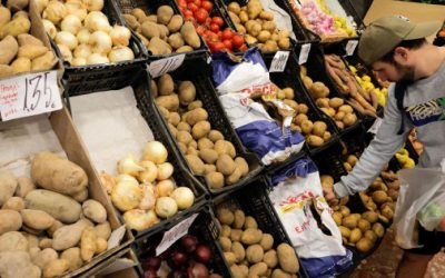 Precios de alimentos aumentaron 3% en septiembre, la mayor alza en 30 meses