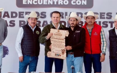 Reconoce Esteban a productores que triunfaron en Expo Ganadera Chihuahua